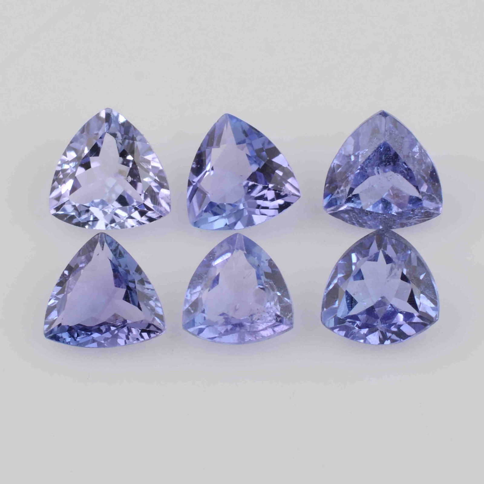 6.30 Carat Blue Color Natural Triangle Tanzanite Loose (1 of 7)