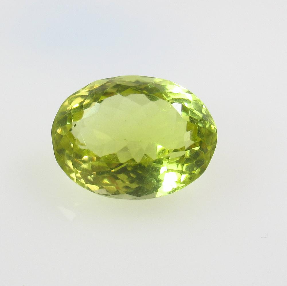 8.66 Ct Natural Lemon Quartz Oval Cut: No Reserve! Title: 8.66 Ct Natural Lemon Quartz Oval Cut Stone Clarity: VVS Gemstones: Natural Lemon Quartz Carat Weights: 8.66 Size/Dimensions: 15.10 x 11.70 x 8.50 mm Additional Information: Good Lu
