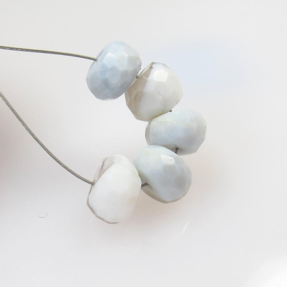 7.41 Ct Natural 5 White Dendrite Opal Round Beads (1 of 3)