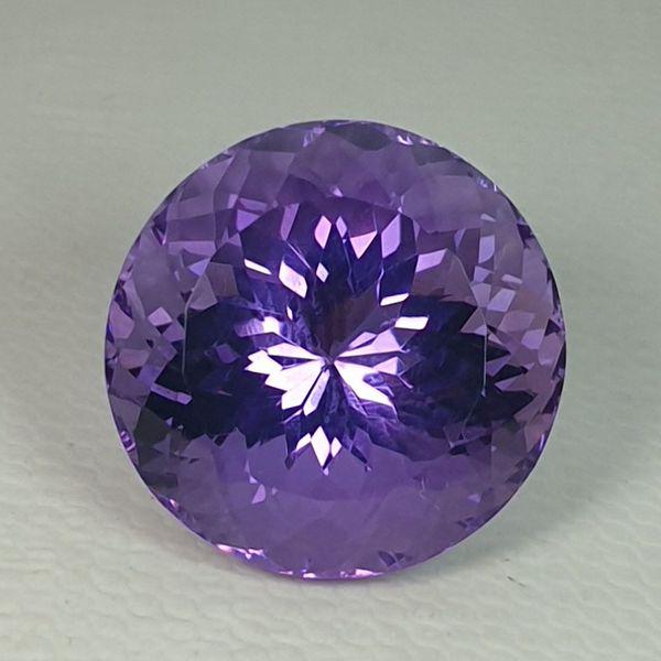 Natural Amethyst Round Cut 12.34 ct (1 of 4)