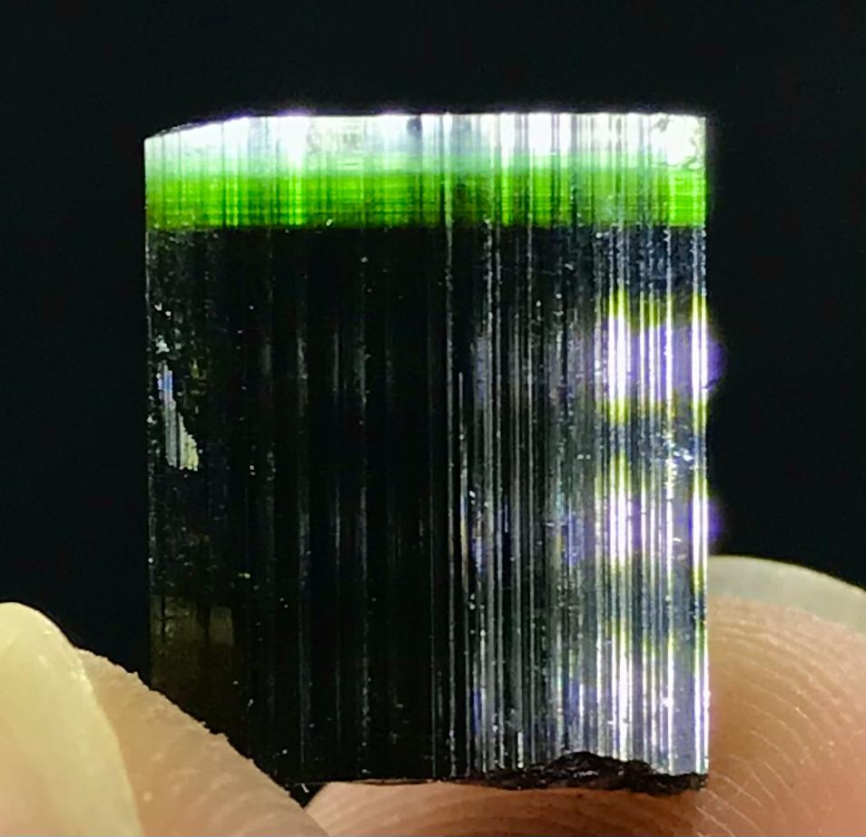 14 Carats Amazing Terminated Damage Free Green Cap: Title: 14 Carats Amazing Terminated Damage Free Green Cap Tourmaline Origin: Pakistan Additional Information: Weight : 14 C.T, Size: 10x10x10 M.M Materials: Tourmaline Dimensions: 10x10x10 M.M Reserve