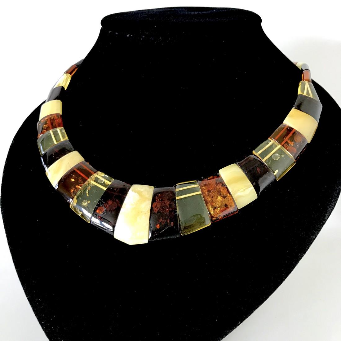 Unique and Impressive Amber Cleopatra necklace (1 of 10)