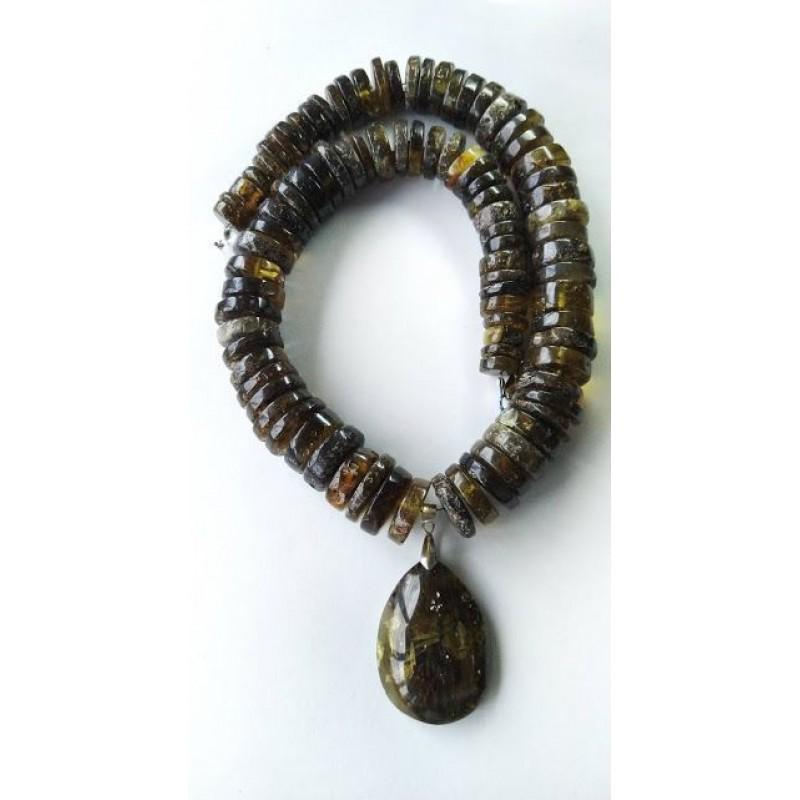 104 g. Natural Baltic amber, vintage necklace with: Weight: 104 gram (3,66 oz) Beads size: 13-21 mm Length: 450 mm Pendant size: 15x28x54 mm Stone: 100% natural Baltic amber Treatment: no Condition: as on the photo (please check condition, can be amber