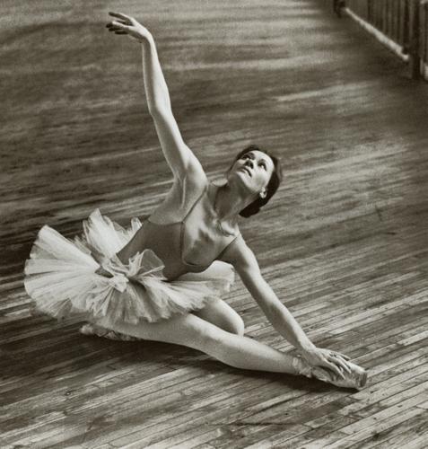 ANDRE KERTESZ - Ballet Dancer, 1981 (1 of 1)