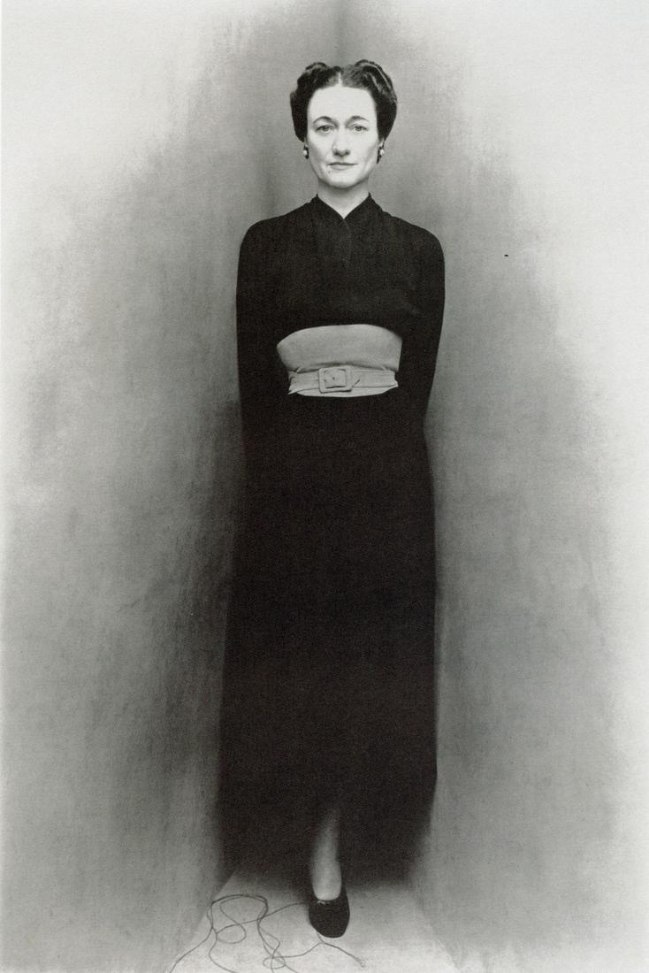 IRVING PENN - Duchess of Windsor, New York, 1948: Artist: IRVING PENN Title: Duchess of Windsor, New York, 1948 Medium: Photo Litho, 2000, USA Dimensions: 5x7.45" Description: Heat Wax Mounted on 8.5x11" Conservation Board Artist Bio: Irving Penn (19