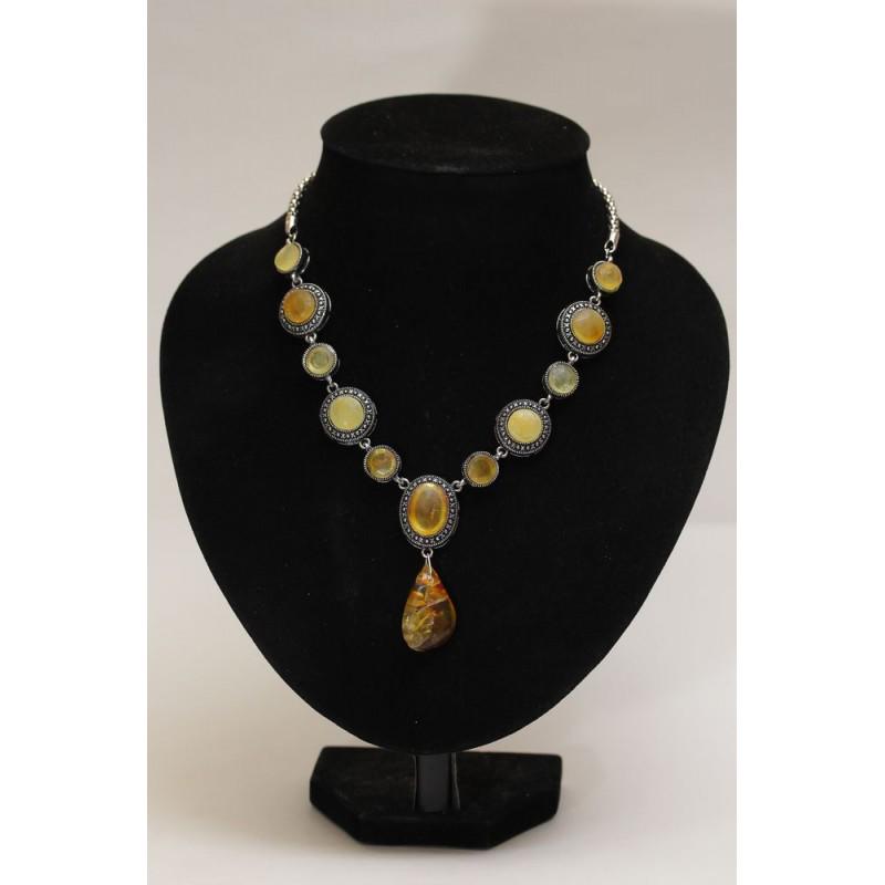 40 g Antique Baltic amber necklace yellow brown (1 of 15)