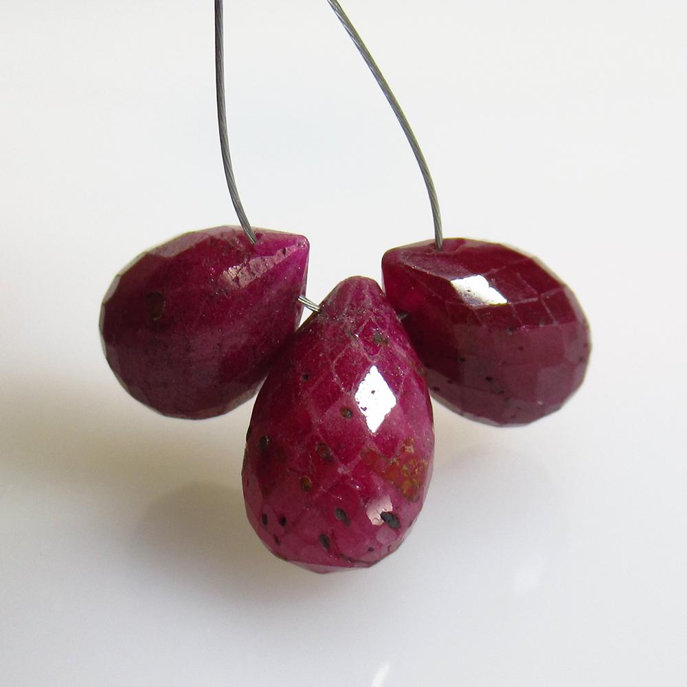 20.00 Ct Natural 3 Ruby Pear Drop Beads (1 of 2)