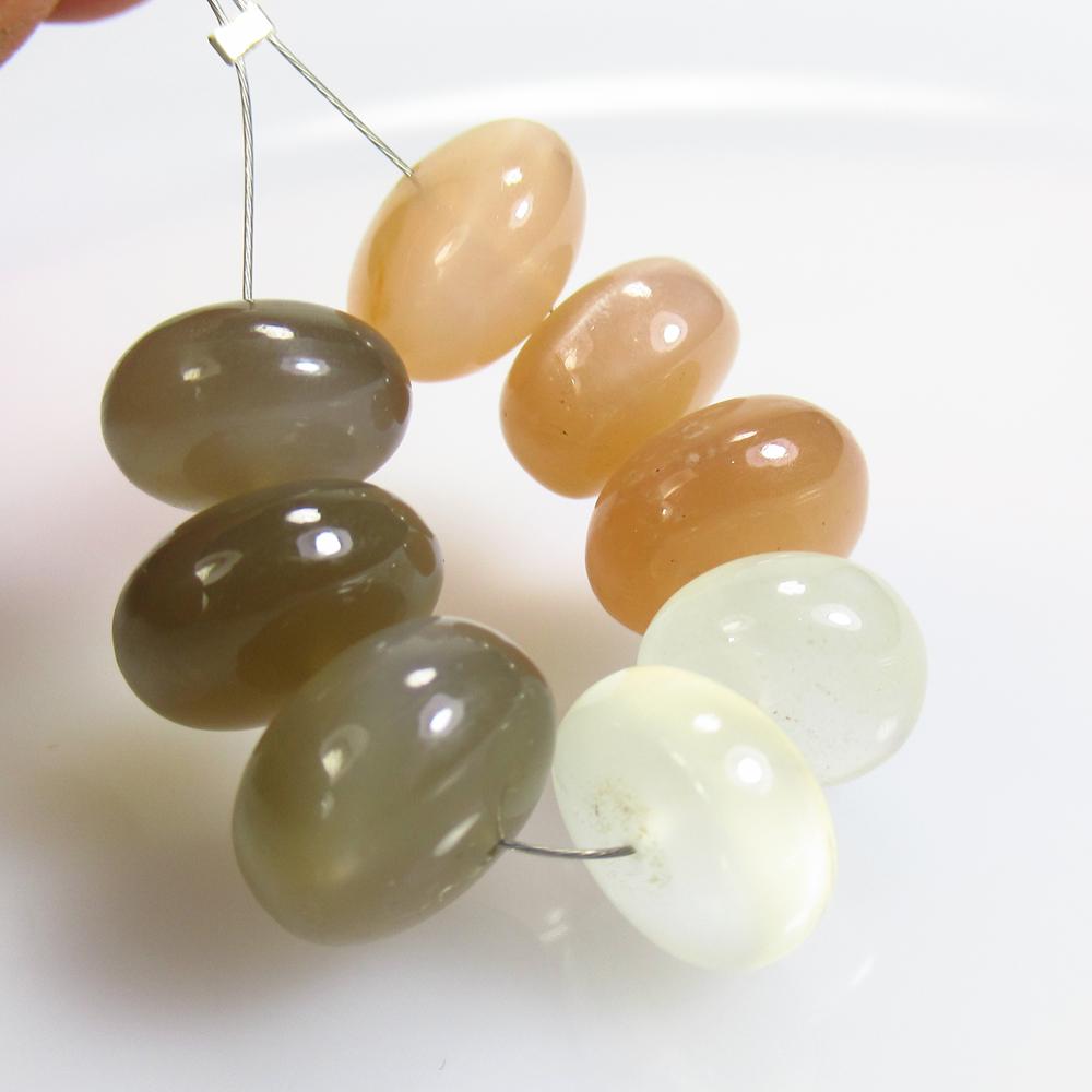 54.06 Ct Natural 8 Drilled Moonstone Round Beads: No Reserve! Title: 54.06 Ct Natural 8 Drilled Moonstone Round Beads Stone Clarity: Opaque Gemstone: Natural Moonstone Beads Carat Weight: 54.06 Size/Dimensions: 10.60 to 12.00 mm / 8 PC's Additional I