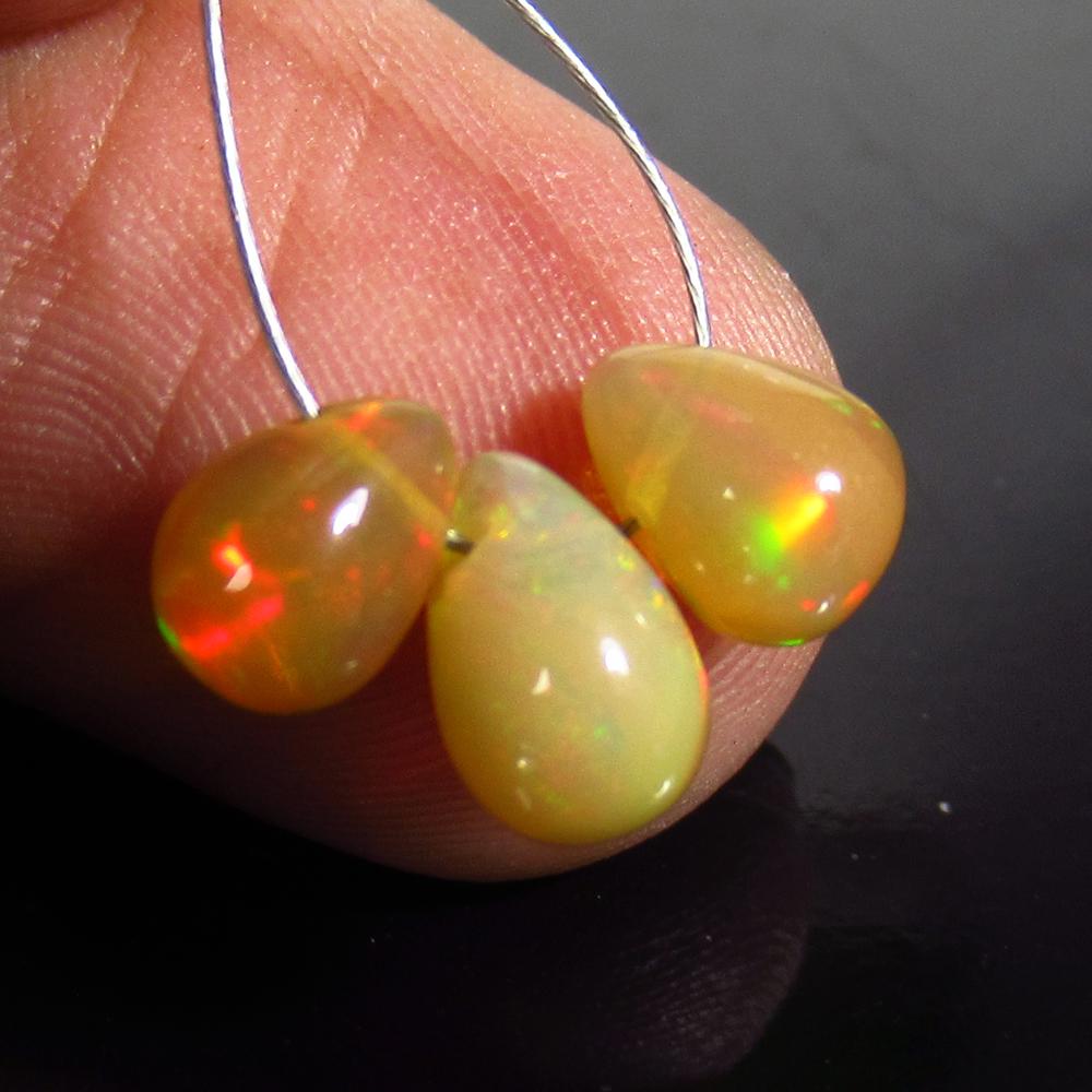 2.00 Ct Natural 3 Drilled Multi-Color Fire Pear Drop (1 of 2)