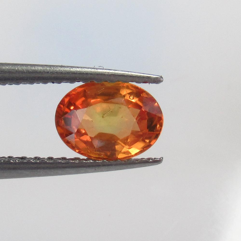 1.00 Ctw Natural Ceylon Orange Sapphire Oval Cut (1 of 2)