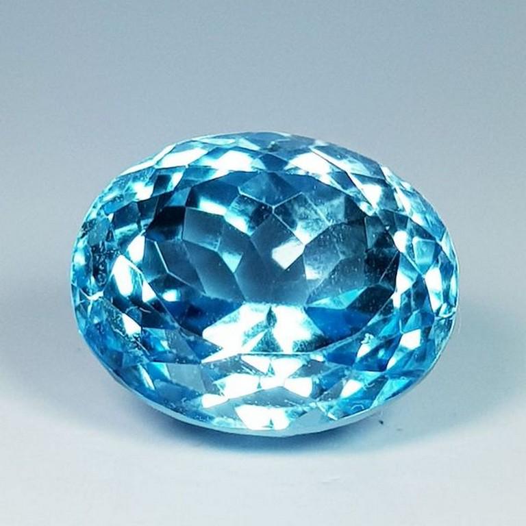 Top Quality Gem Oval Cut Natural Blue Topaz 10.55 Ct (1 of 5)