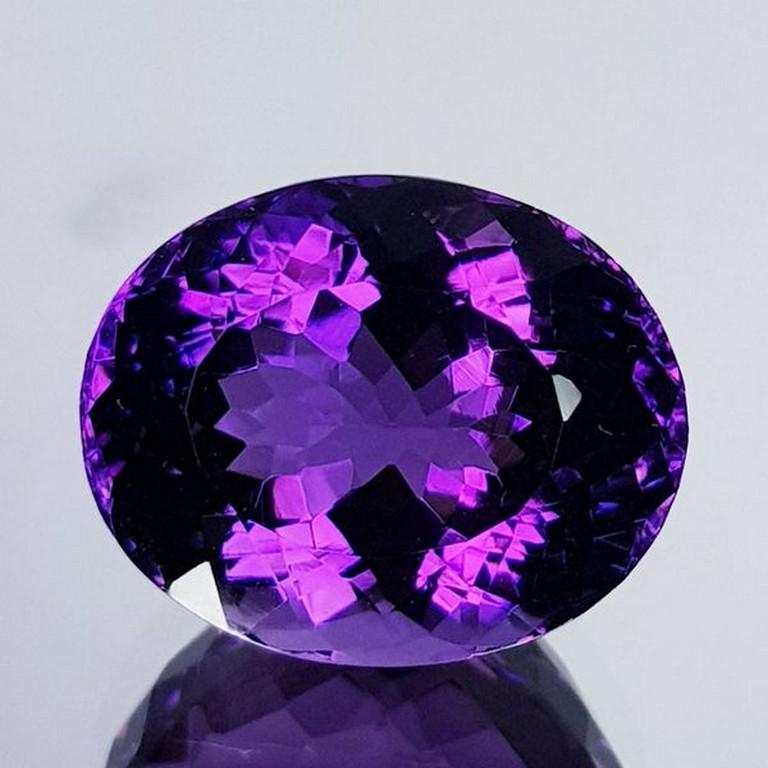 Top Luster Trilion Cut Natural Amethyst 18.62 Ct (1 of 5)