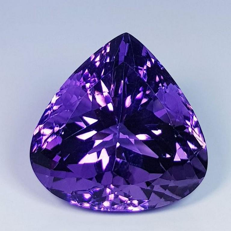 AAA Grade Pear Cut Natural Amethyst 23.50 Ct (1 of 5)