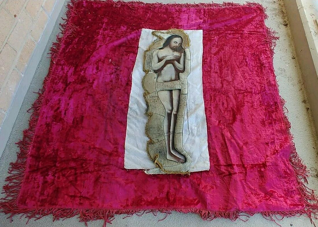 ANTIQUE 19c HAND PAINTED RUSSIAN PLASHCHANITSA: STUNNING RUSSIAN ANTIQUE 19c ORTHODOX PLASHCHANITSA. THE CENTRAL PANEL DEPICTING THE CRUCIFIED CHRIST IN OIL ON CANVAS AND INCORPORATED INTO THE SILK AND VELVET SHROUT. SIZE ;H : 49 x 49 x 34 INCHES (