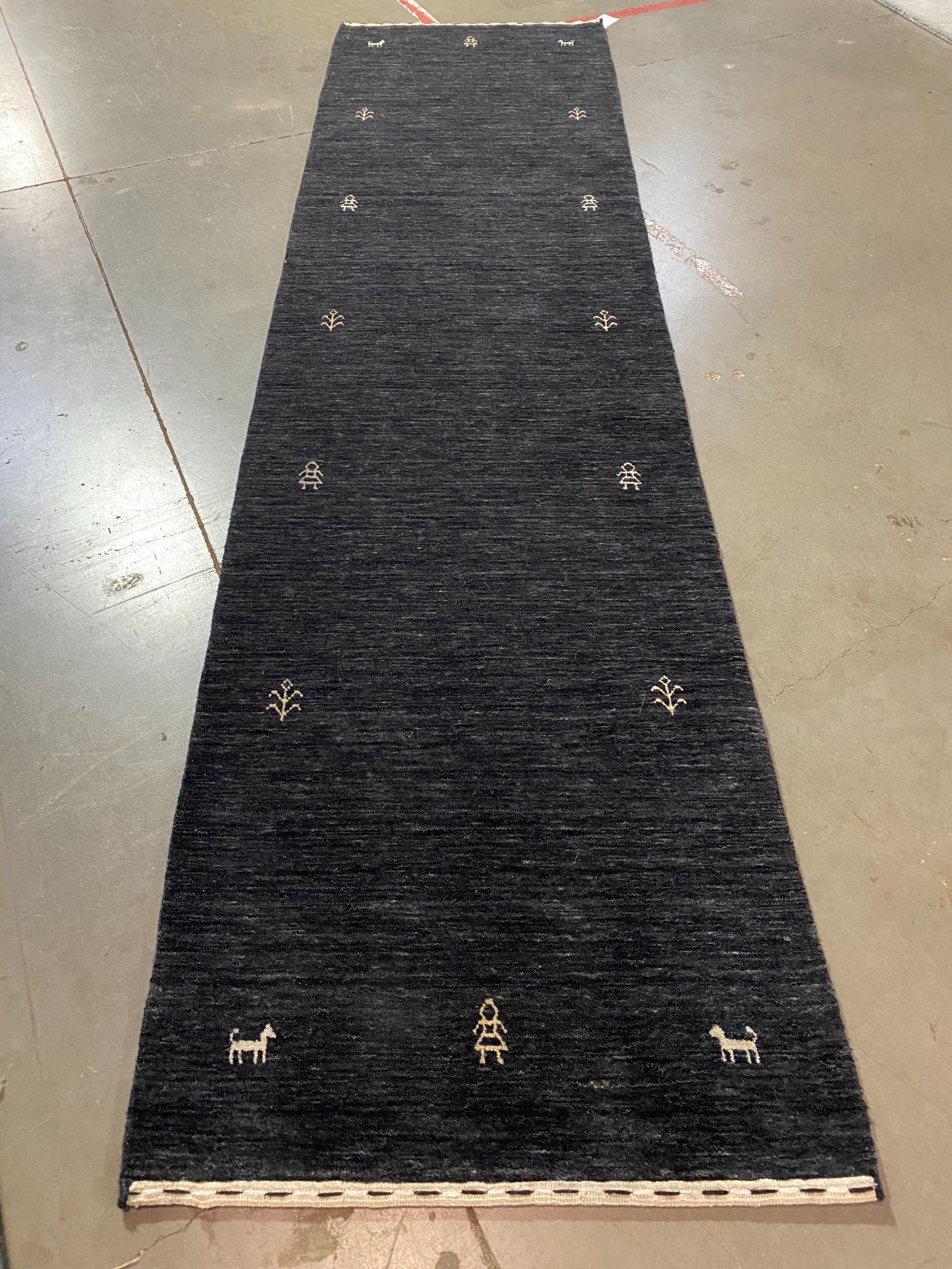 MAGNIFICENT GABBEH RUNNER 2.7x10 (1 of 5)