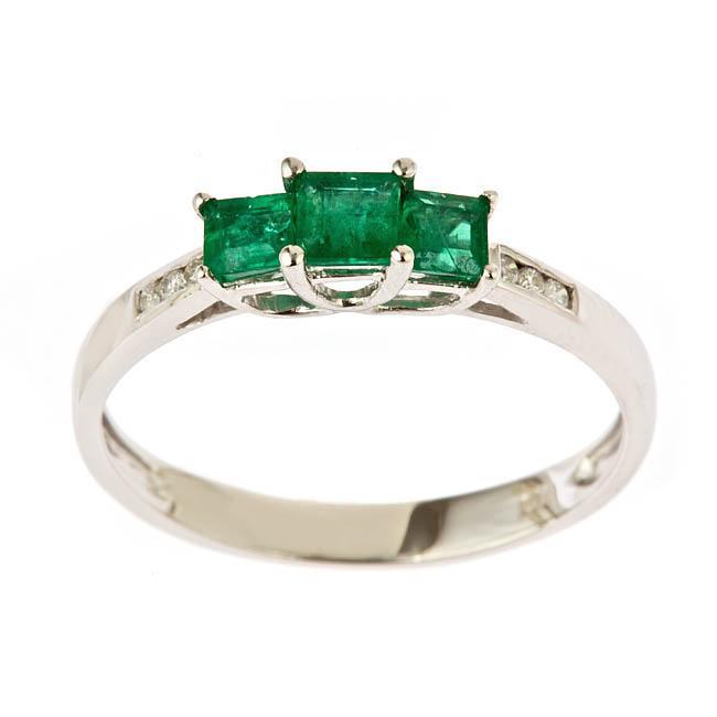 18K WHITE GOLD EMERALD & DIAMOND RING (1 of 3)