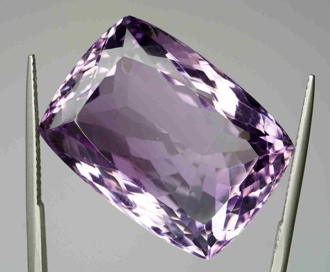 Huge Natural Amethist 50.18 Carat (1 of 2)