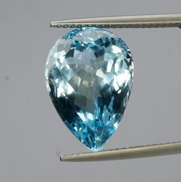 Natural Swiss Blue Topaz (1 of 5)
