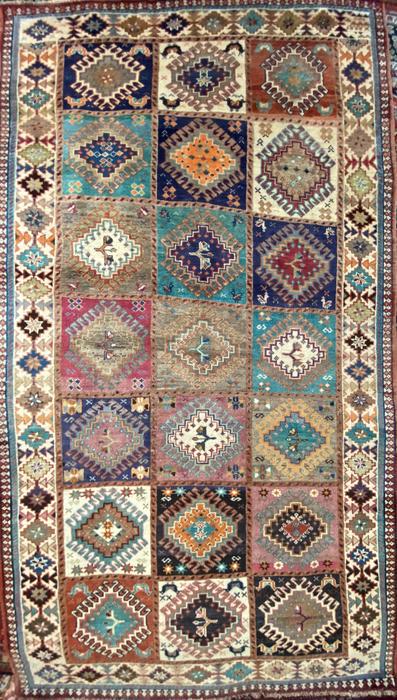 Authentic Hand-Knotted Persian Shirvan Rug, 5'1" x 9'2" (1 of 13)