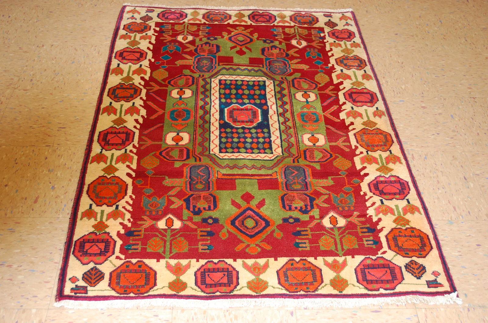 c1930s ANTIQUE PRSIAN SHERAZ Qashkai Rug 3' 4" x 4' 11" (1 of 9)