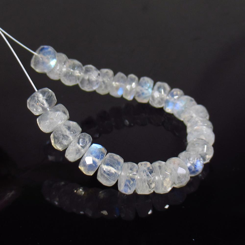 22.51 Ctw Natural 18 Drilled Blue Moonstone Square: Title: 22.51 Ctw Natural 18 Drilled Blue Moonstone Square Beads Stone Clarity: Transparent Gemstones: Blue Moonstone Beads Size/Dimensions: 22.51 Carat Weights: 5.30 to 6.00 mm / 26 PC's Additional In