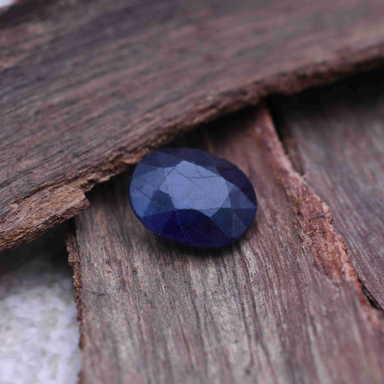 13.20 Ct Certified Natural Blue Sapphire Gemstone (1 of 4)