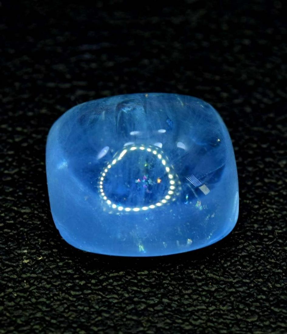 Aquamarine Cabochon , Natural Aquamarine Stone - 6.95: Materials: Gem type: Aquamarine Carat weight: 6.95 Description Aquamarine Cabochon , Natural Aquamarine Stone Weight: 6.95 carats Size : 11*11*7 mm Treatment : Natural Origin : Pakistan DHL Ecommerce 