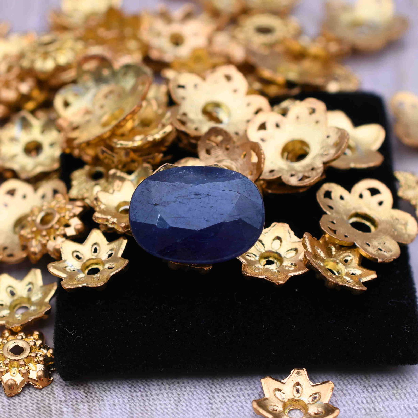 9.18 Ct Faceted Certified Sri Lankan Blue Sapphire (1 of 3)