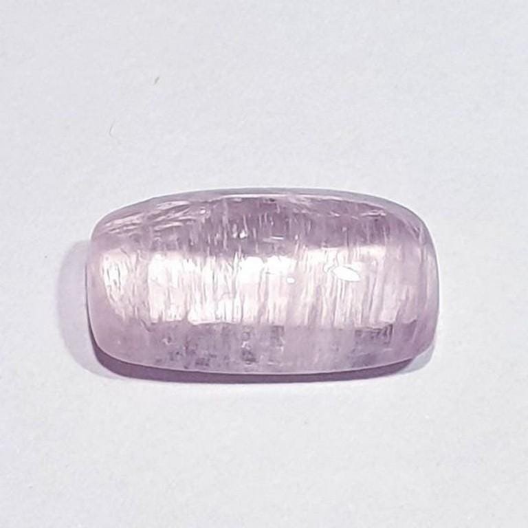 6.30 ct Natural Pink Morganite: No Reserve! Title: 6.30 ct Natural Pink Morganite Color/Clarity: Semi Transparent Gemstones: Loosegemstone Carat Weights: 6.3 Size/Dimensions: 15.60 x 8.50 x 5.70 Additional Information: Cushion - Bra
