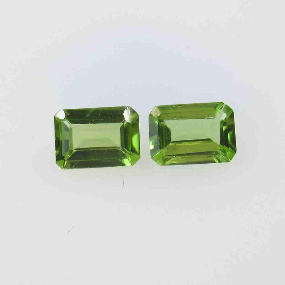 1.84 Ctw Natural Pakistan Peridot Octagon Pair: No Reserve! Title: 1.84 Ctw Natural Pakistan Peridot Octagon Pair Stone Clarity: VVS Gemstone:Peridot Carat Weight: 1.84 Size/Dimensions: 7.00 x 5.00 x 2.90 mm / 2 PC's Additional Information: Top Cla