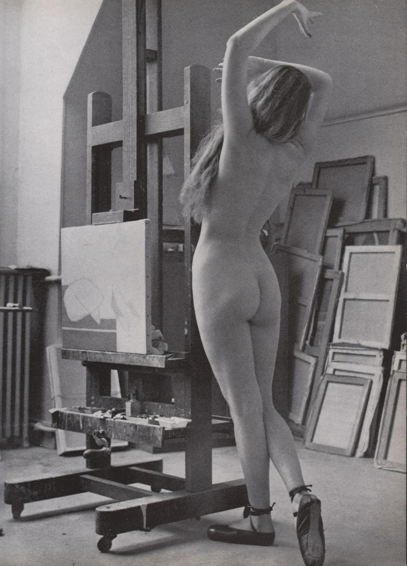 EMILE SAVITRY - Nude in the Studio: Artist: EMILE SAVITRY Print Title: Nude in the Studio Medium: Photolithograph Printed 1950’s in Japan Image size (inches) approx. 9.5 x 7” Reserve: $25.00 Shipping: Domestic: Flat rate of $15.00 t