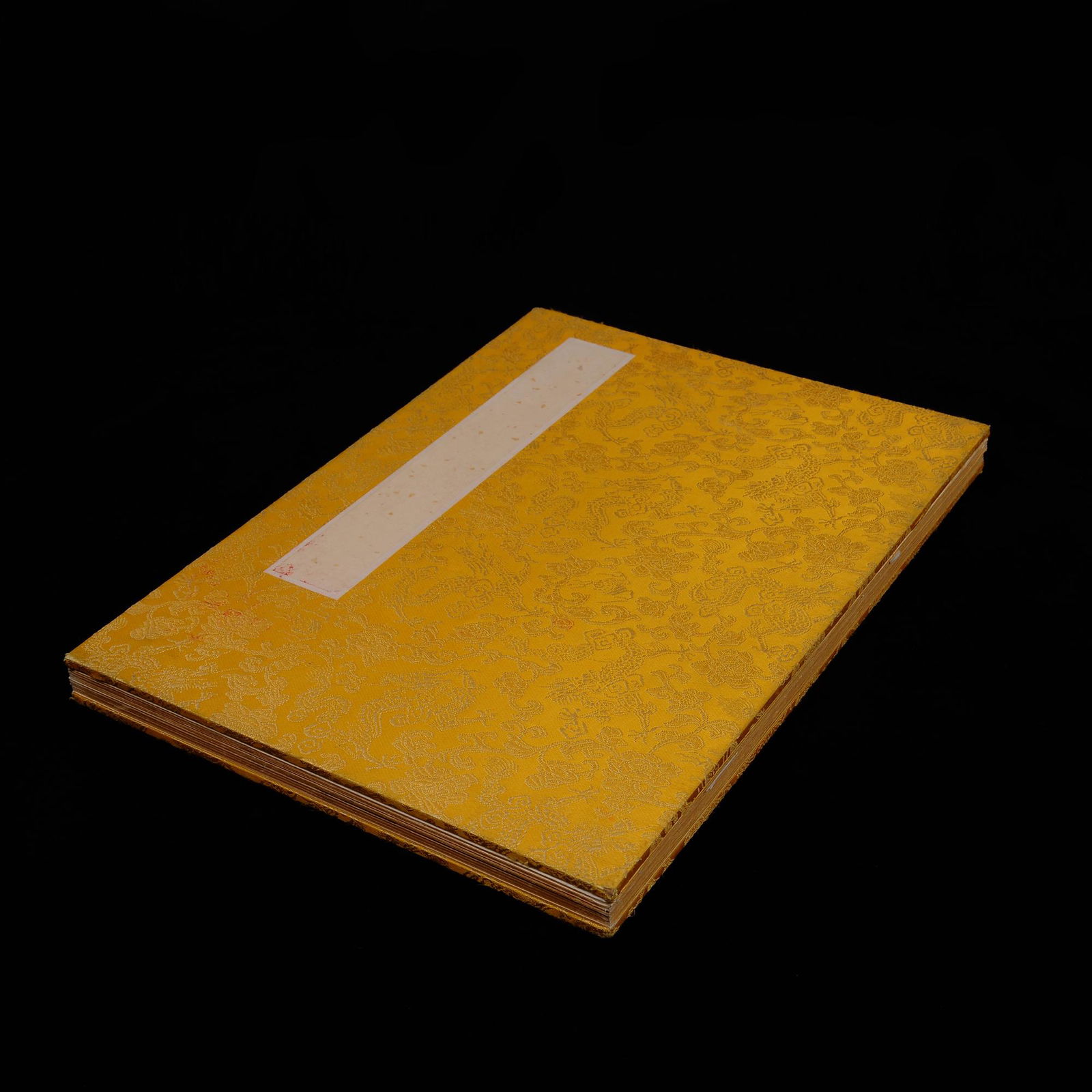 Chinese scroll painting--Pan Tianshou: Title: Chinese scroll painting--Pan Tianshou Maker: Origin: Asian private collection Date/Century: 20th century Materials: Painting on paper Size: Size: about 40x30 cm Description: Picture album. Pan