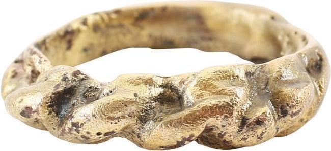 FINE VIKING TWISTED RING C.866-1067 AD SZ 8 1/2 (1 of 3)