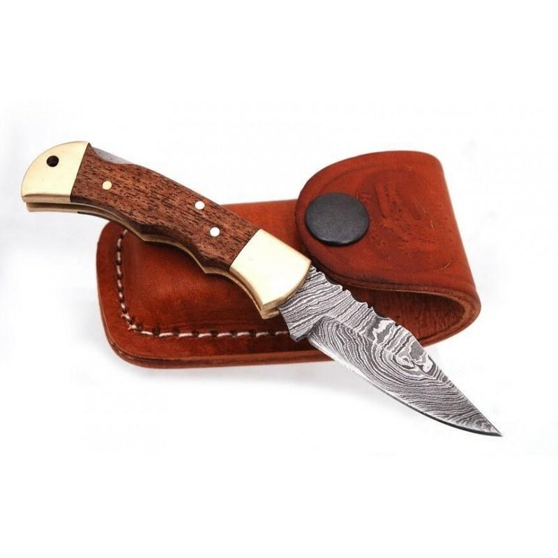 Wild life damascus steel knife combat walnut wood: Knife "Brayson" Damascus knives are very durable, look great and keep sharpness perfectly. Damascus steel has high quality contents to give it an excellent edge and sharp cutting ability. The blade re