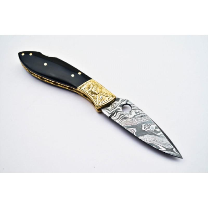 Handmade hiking combat damascus steel knife bull horn: Knife "Alejandro" Damascus knives are very durable, look great and keep sharpness perfectly. Damascus steel has high quality contents to give it an excellent edge and sharp cutting ability. The blade 