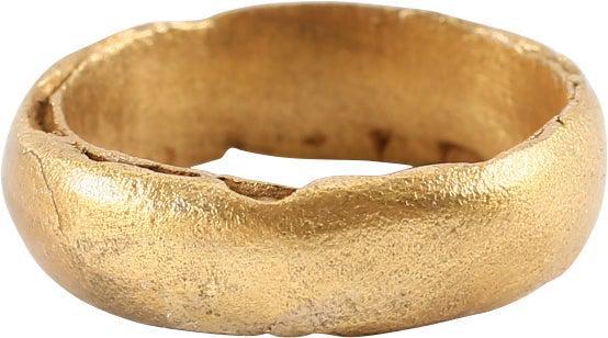 RARE VIKING WARRIOR'S BEARD RING 9TH-11TH C.AD: 9th-11th century AD. Broad flat face ring, 0.60" , over 1/2" diameter outside and 0.48" inside. 4.0mm width with rounded face. Made with a central core to distribute the molten metal and heat. The cor