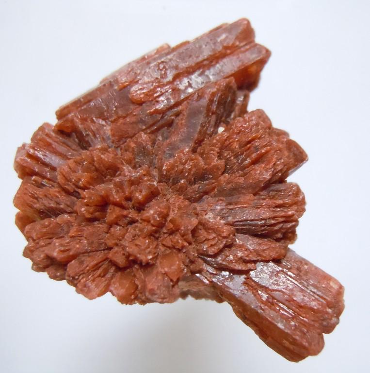 COMPLEX ARAGONITE CRYSTAL CLUSTER: Title: COMPLEX ARAGONITE CRYSTAL CLUSTER Origin: Minglanilla, Cuenca, Spain Size: 2.5x2x1 cm / 9 gram Additional Information: complex aragonite crystal cluster Reserve: $5.00 Shipping: Domestic: Flat-