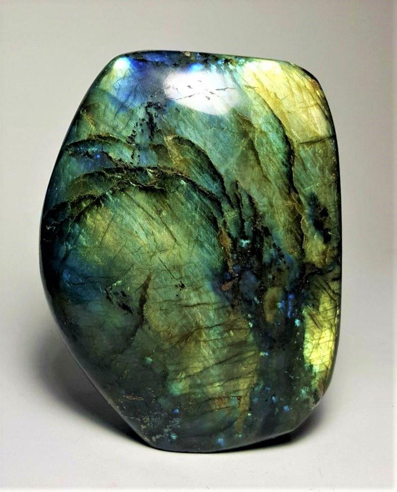 750 Grams Standing Fire Labradorite Tumble: Title: 750 Grams Standing Fire Labradorite Tumble Gemstones: Mineral Carat Weights: 750 Grams Additional Info: 750 Grams Standing Fire Labradorite Tumble Reserve: $180.00 Shipping: Domestic: Flat-rate