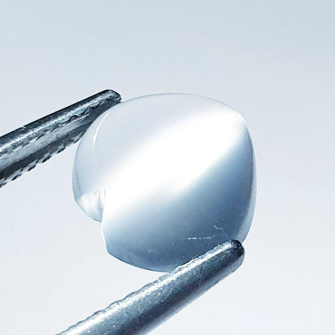 Natural Moonstone Cat's Eye 3.81 ct: No Reserve! Title: Natural Moonstone Cat's Eye 3.81 ct Color/Clarity: VS Gemstones: Gemstones Carat Weights: 3.81 Size/Dimensions: 9.50 x 9.50 x 5.90 Additional Information: Round - Tamilnadu Shipping