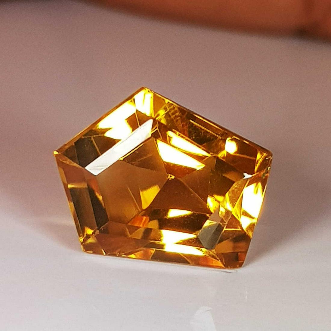 AAA Grade Fancy Cut Natural Citrine 5.69 ct (1 of 5)