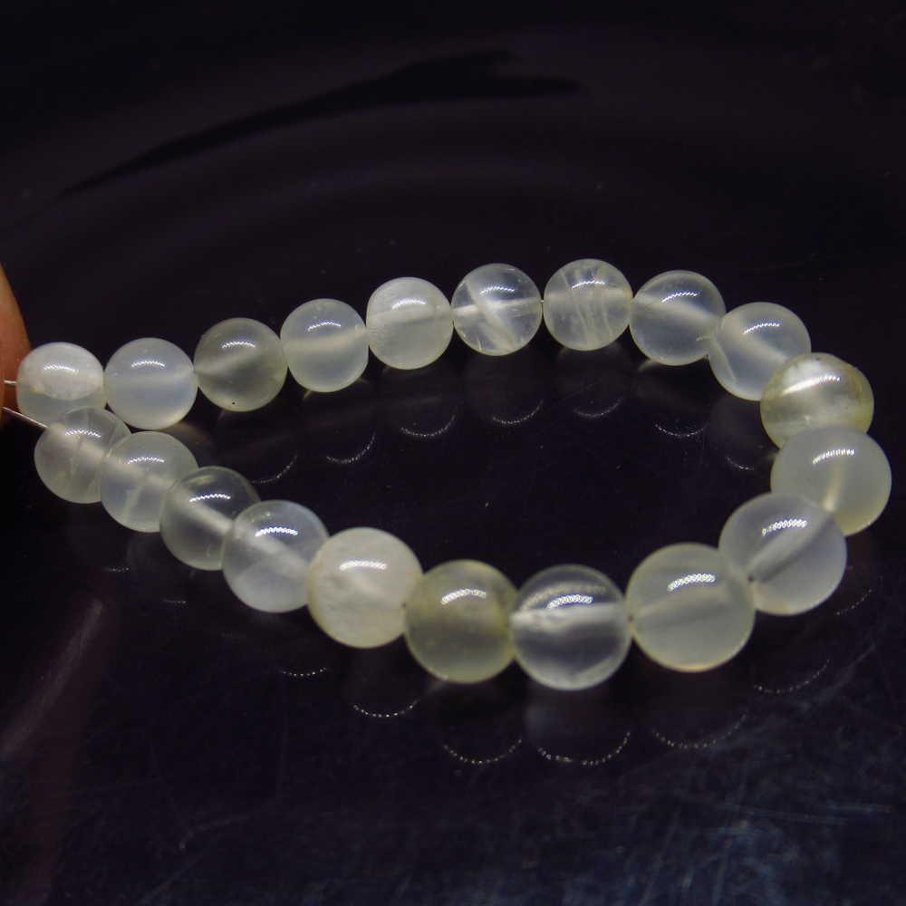 18.73 Ctw Natural 23 Drilled Moonstone Round Ball Beads: No Reserve! Title: 18.73 Ctw Natural 23 Drilled Moonstone Round Ball Beads Stone Clarity: Transparent Gemstones: Moonstone Beads Size/Dimensions: 18.73 Carat Weights: 5.30 to 5.60 mm / 23 PC's Additio