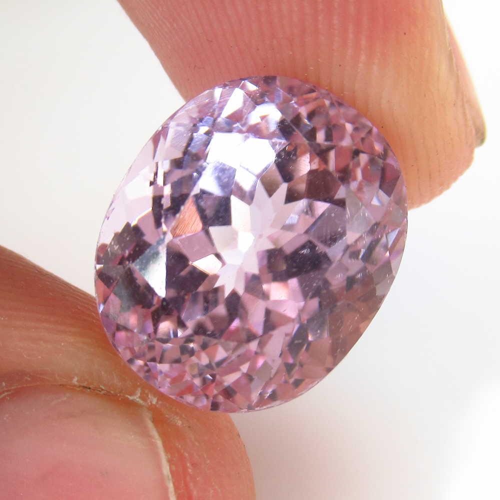 15.51 Ctw Natural Sweet Pink Kunzite 15X12.5 mm Oval (1 of 2)