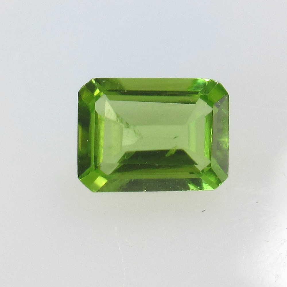 1.59 Ctw Natural Pakistan Peridot Octagon Cut: No Reserve! Title: 1.59 Ctw Natural Pakistan Peridot Octagon Cut Stone Clarity: VVS Gemstones: Peridot Size/Dimensions: 1.59 Carat Weights: 8.00 x 4.00 x 3.60 mm Additional Information: Top Class Lust