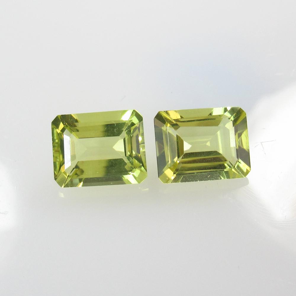 6.07 Ct Natural Lemon Quartz Octagon Pair: No Reserve! Title: 6.07 Ct Natural Lemon Quartz Octagon Pair Stone Clarity: VVS Gemstones: Natural Lemon Quartz Carat Weights: 6.07 Size/Dimensions: 10.00 x 8.00 x 5.50 mm / 2 PC's Additional Informat
