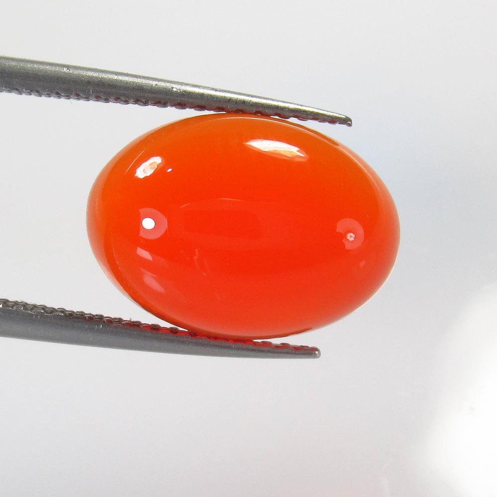 5.85Ct Natural Orange Carnelian Oval Cab: No Reserve! Title: 5.85Ct Natural Orange Carnelian Oval Cab Stone Clarity: Semi-Transparent Gemstones: Natural Carnelian Carat Weights: 5.85 Size/Dimensions: 14.10 x 10.10 x 5.50 mm Additional Informa