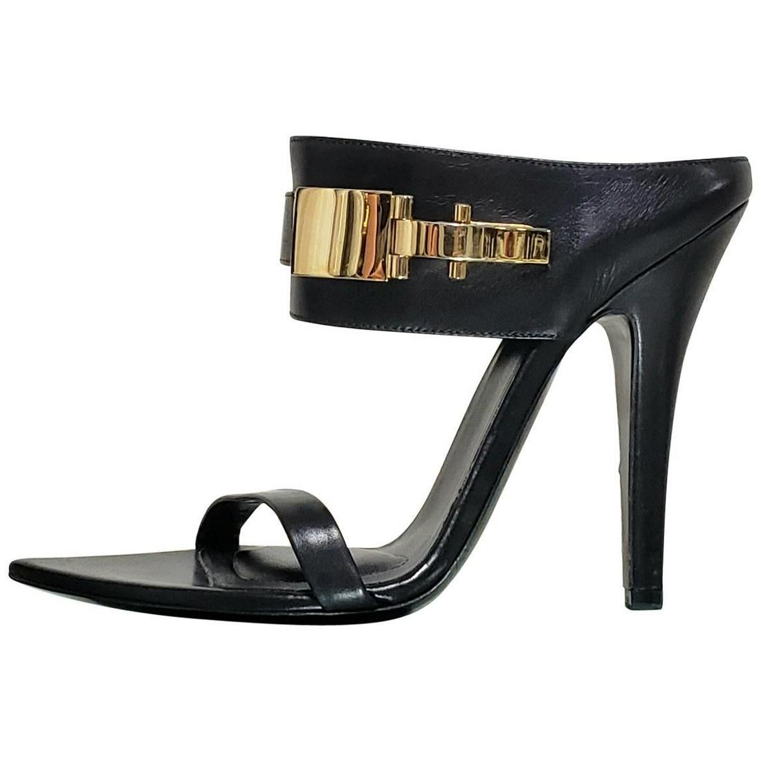 S/S 2015 look #14 VERSACE VERSUS BLACK LEATHER SANDALS (1 of 9)