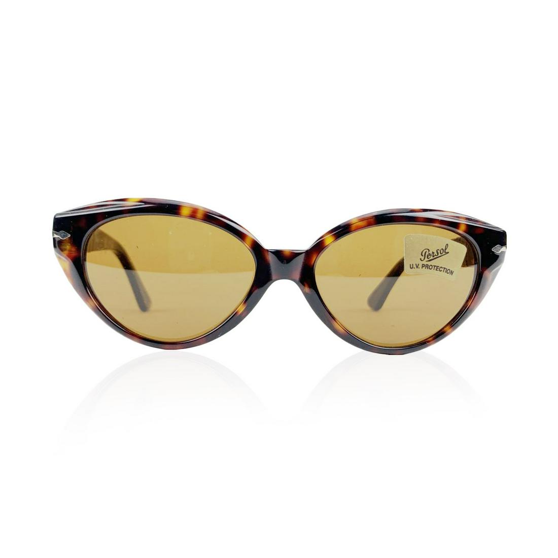 Persol Brown Cat-Eye Mint Sunglasses Mod. Carol 853: PERSOL Vintage Sunglasses- Model: CAROL - 853 - 137 - 24. 1994 model as seen on famous US Actress Carol Alt model then named after her. Brown acetate frame with original Persol brown 100% UV protectio