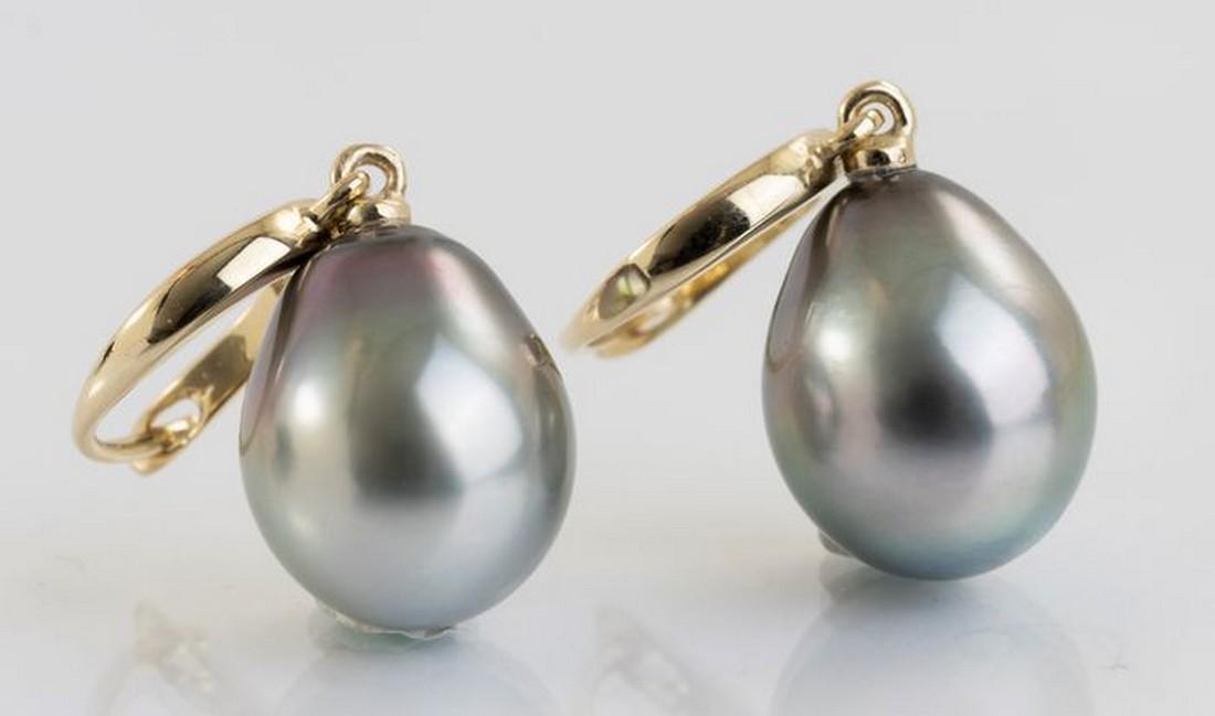 14 kt. Yellow Gold - 10x11mm Tahitian Pearl Drops -: Title: 14 kt. Yellow Gold - 10x11mm Tahitian Pearl Drops - Earrings escription: Emerging from the tropical lagoons of French Polynesia, these Tahitian pearls have been hand selected for their natural 
