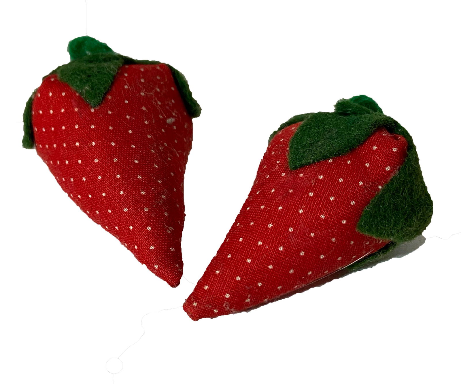 Strawberry Pin Cushions (1 of 1)