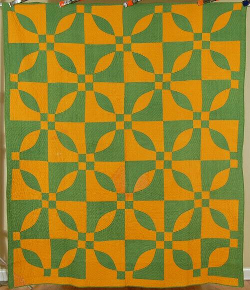 1860's Cheddar Orange & Green "Endless Chain" Quilt (1 of 8)